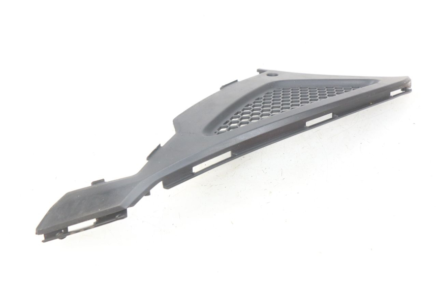 photo de CACHE SOTTO SELLA DESTRO KYMCO AGILITY RS 2T 50 (2009 - 2013) - Zoom sullo stato d'uso