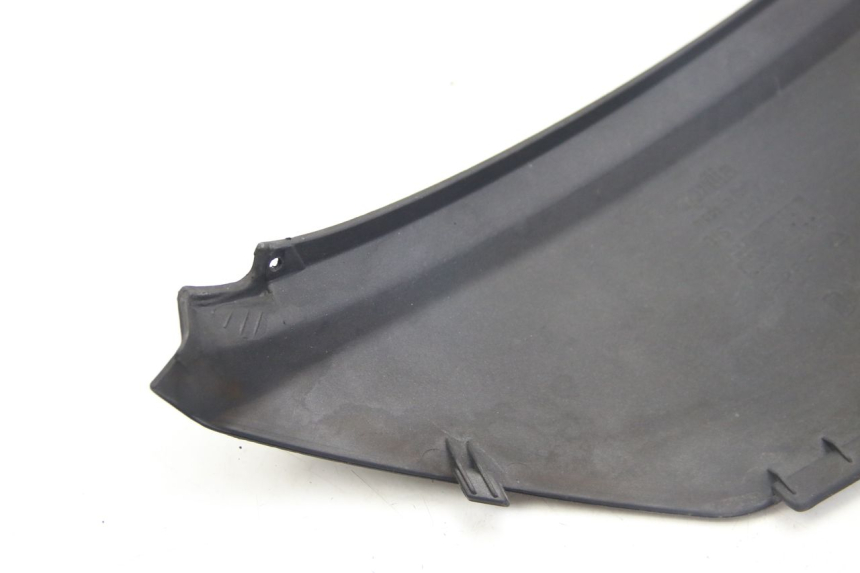 photo de COPERCHIO SOTTO SELLA DESTRO APRILIA ATLANTIC 500 (2002 - 2003) - Vista d'insieme del prodotto