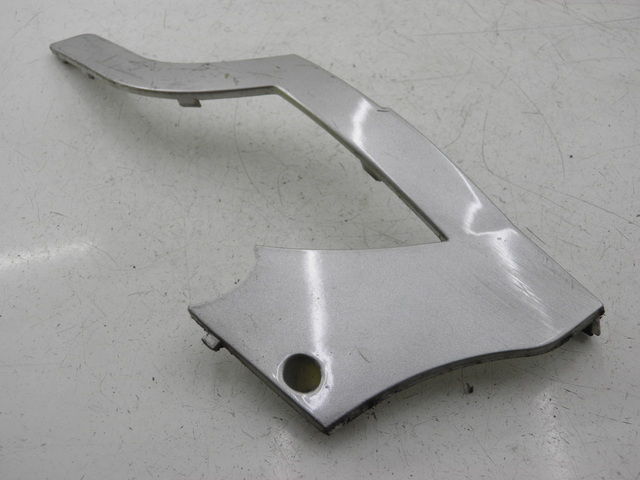 photo de COPERCHIO SOTTO SELLA DESTRO BENZHOU YY50QT31 VINTAGE 50 (2009 - 2012) - Altra angolazione