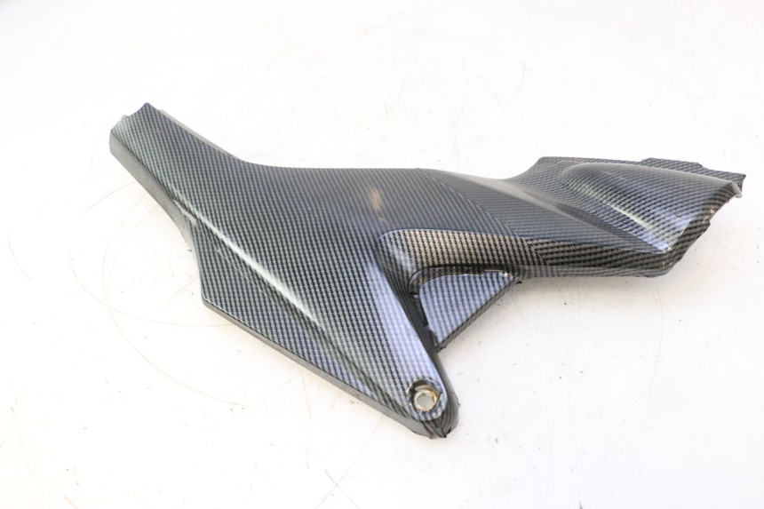 photo de CARENA SOTTO SELLA DESTRA HONDA CB F HORNET 600 (2005 - 2006) - Ricambio usato controllato