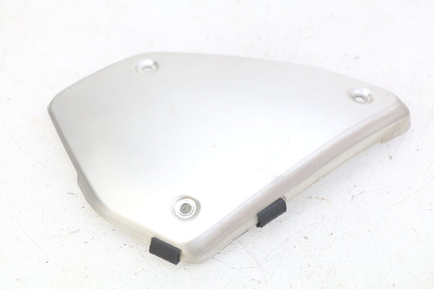 photo de COPERCHIO SOTTO SELLA DESTRO HONDA CB R 1000 (2018 - 2023) - Vista principale