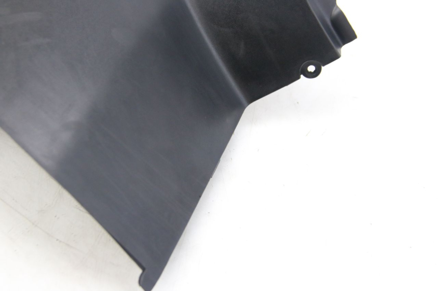 photo de COPERCHIO SOTTO SELLA DESTRO PEUGEOT CITYSTAR 125 (2011 - 2017) - Dettaglio del componente