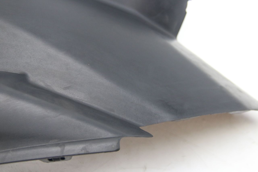 photo de COPERCHIO SOTTO SELLA DESTRO PEUGEOT CITYSTAR 125 (2011 - 2017) - Zoom sullo stato d'uso