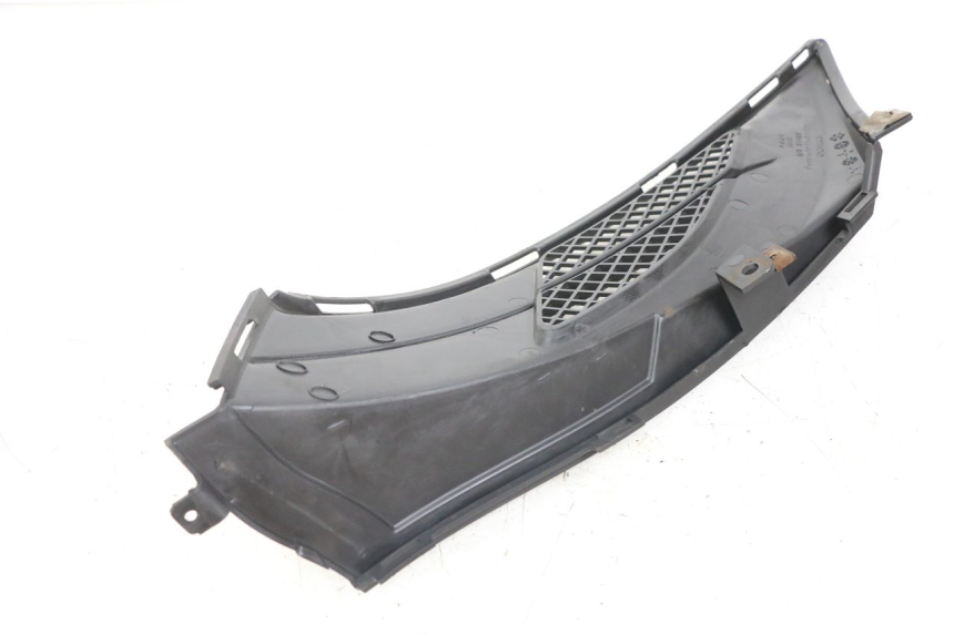 photo de CACHE SOTTO SELLA DESTRO KYMCO DINK 4T 50 (2007 - 2018) - Primo piano tecnico