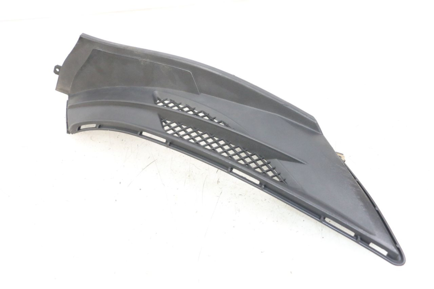 photo de CACHE SOTTO SELLA DESTRO KYMCO DINK 4T 50 (2007 - 2018) - Vista d'insieme del prodotto