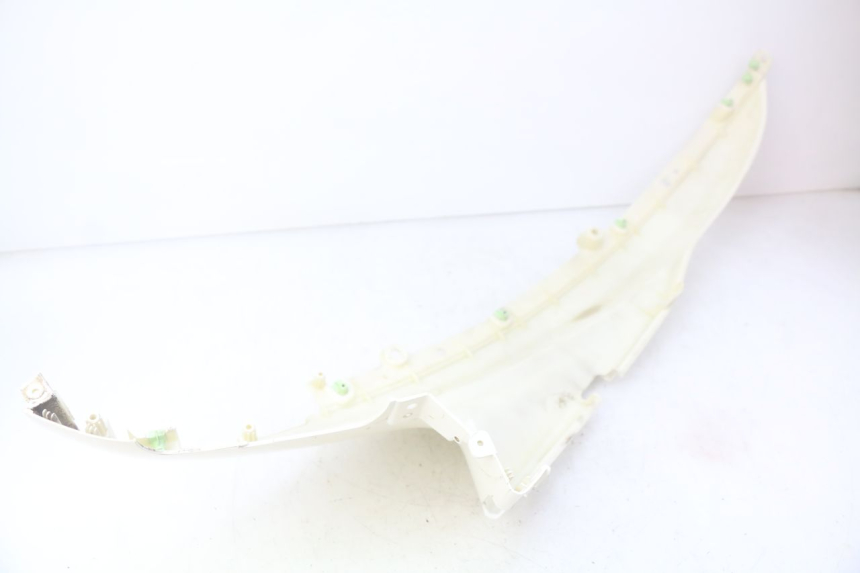 photo de COPERCHIO SOTTO SELLA DESTRO PEUGEOT DJANGO 2T 50 (2014 - 2019) - Vista d'insieme del prodotto