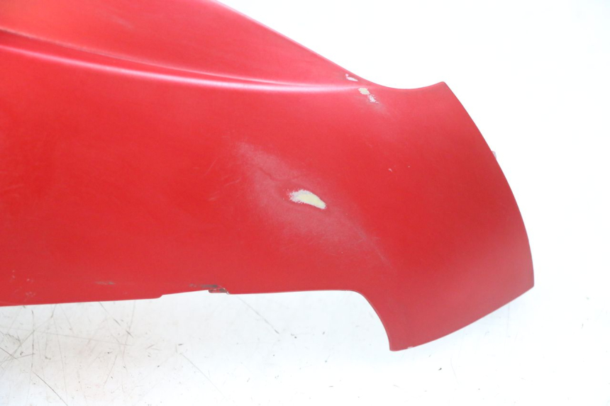 photo de CARENA SOTTO SELLA DESTRA PEUGEOT DJANGO 4T 50 (2014 - 2019) - Caratteristiche distintive