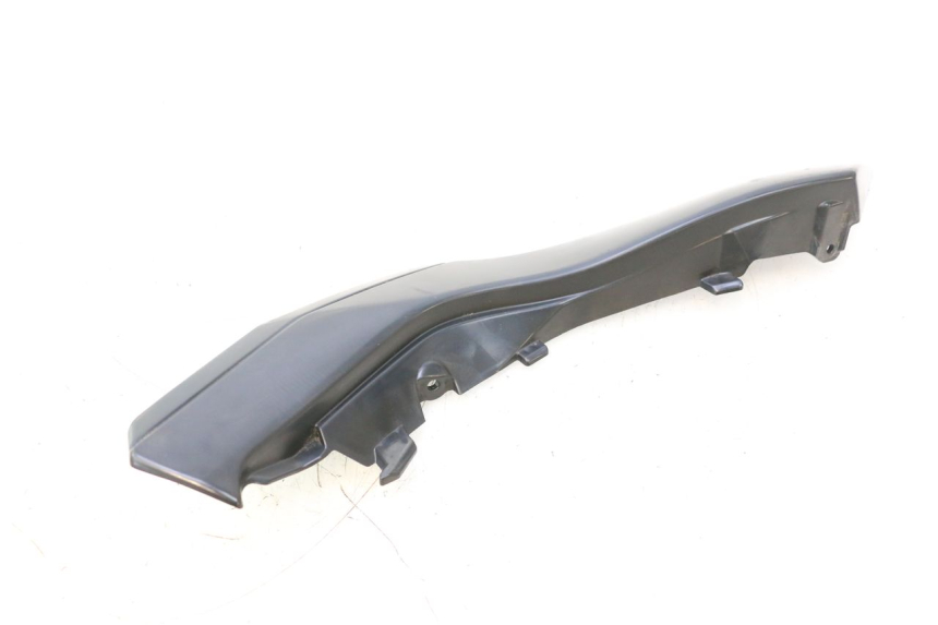photo de COPERTURA SOTTO SELLA DESTRA KAWASAKI ER-6 ER6 F ABS 650 (2012 - 2016) - Stato della superficie e materiale