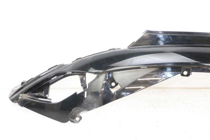 photo de CARENA SOTTO SELLA DESTRA SYM FIDDLE 3 III 50 (2014 - 2020) - Zoom sui componenti