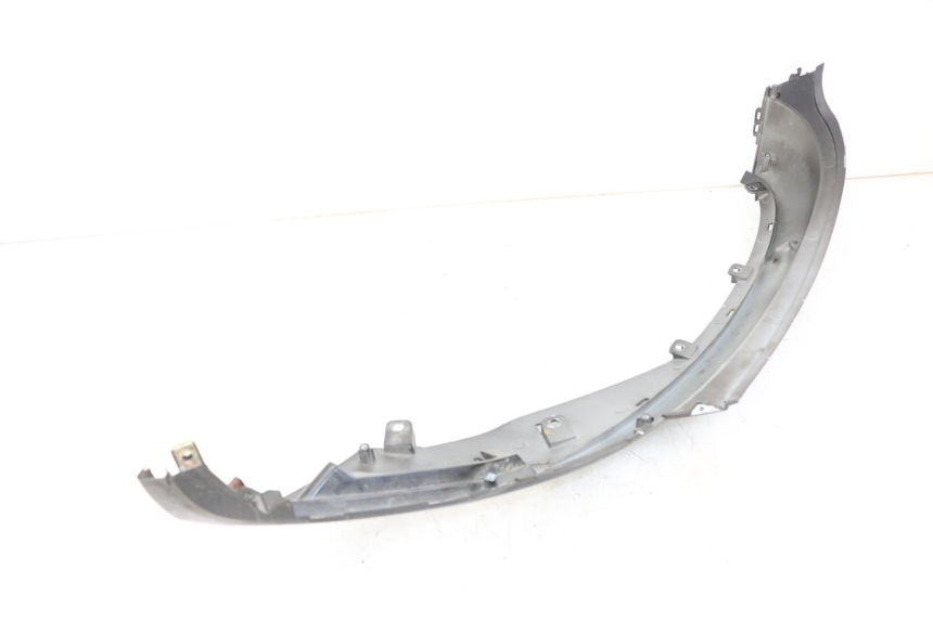 photo de CARENA SOTTO SELLA DESTRA SYM FIDDLE 3 III 50 (2014 - 2020) - Dettagli dei punti di fissaggio