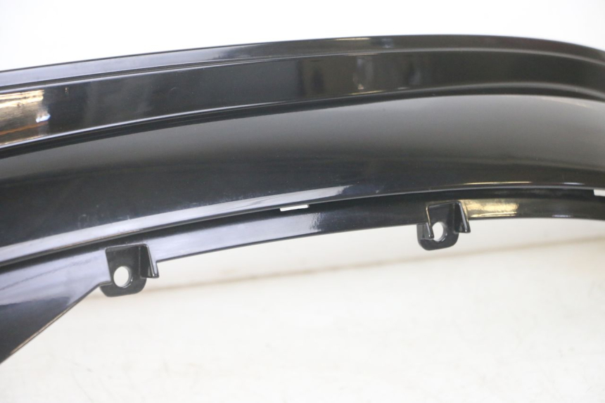 photo de CARENA SOTTO SELLA DESTRA SYM FIDDLE 3 III 50 (2014 - 2020) - Marcature e riferimenti originali