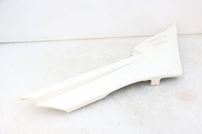 photo de CARENA SOTTO SELLA DESTRA YAMAHA FJ 36Y 1100 (1984 - 1985) - Dettaglio del componente