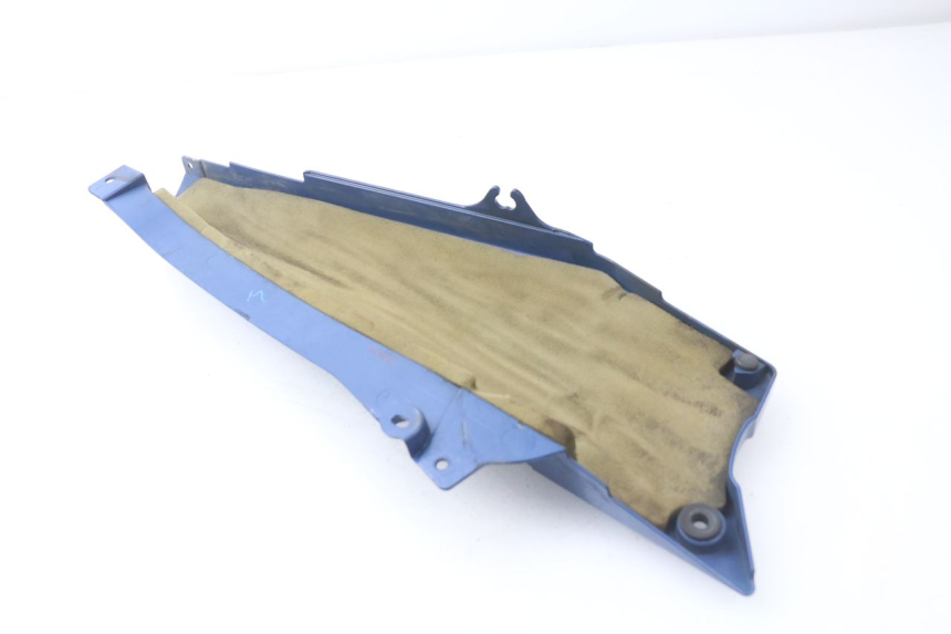 photo de COPERCHIO SOTTO SELLA DESTRO YAMAHA FJR ABS 1300 (2006 - 2012) - Dettaglio del componente