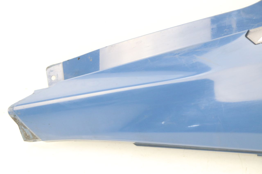 photo de COPERCHIO SOTTO SELLA DESTRO YAMAHA FJR ABS 1300 (2006 - 2012) - Dettagli dei punti di fissaggio