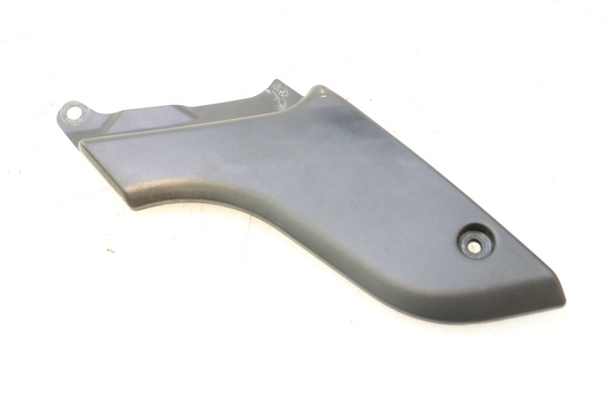 photo de CARENA SOTTO SELLA DESTRA YAMAHA FJR 1300 (2001 - 2005) - Vista principale