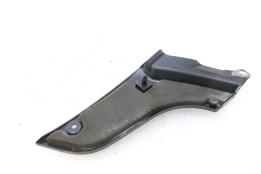photo de CARENA SOTTO SELLA DESTRA YAMAHA FJR 1300 (2001 - 2005) - Dettaglio del componente