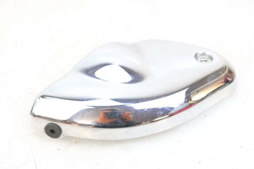 photo de COPERTURA SOTTO SELLA DESTRA SUZUKI GSF N BANDIT 600 (1996 - 1999) - Primo piano tecnico