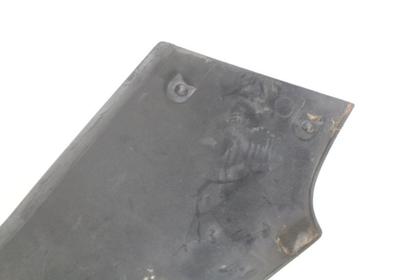 photo de CACHE SOTTO SELLA DESTRO SUZUKI GSX-F GSX  F 1100 (1988 - 1994) - Zoom sullo stato d'uso