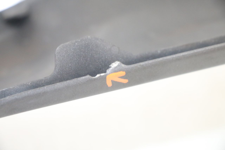 photo de CARENA SOTTO SELLA DESTRA HONDA FORZA 125 (2021 - 2025) - Vista d'insieme del prodotto