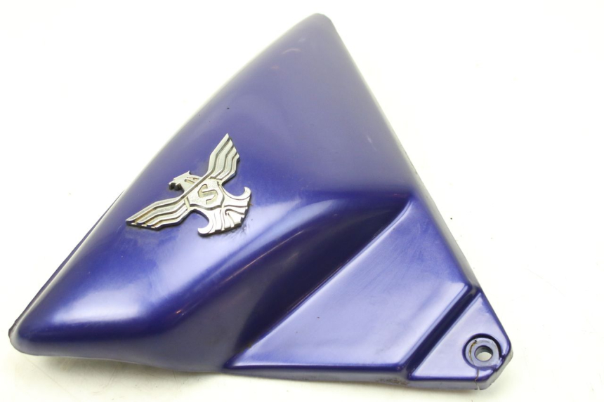 photo de COPERCHIO SOTTO SELLA DESTRO SYM HUSKY 125 (1999 - 2005) - Vista d'insieme del prodotto