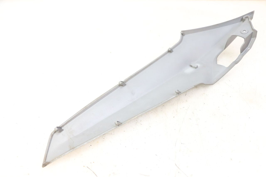 photo de CARENA SOTTO SELLA DESTRA SYM JOYMAX 125 (2010 - 2017) - Zoom sullo stato d'uso