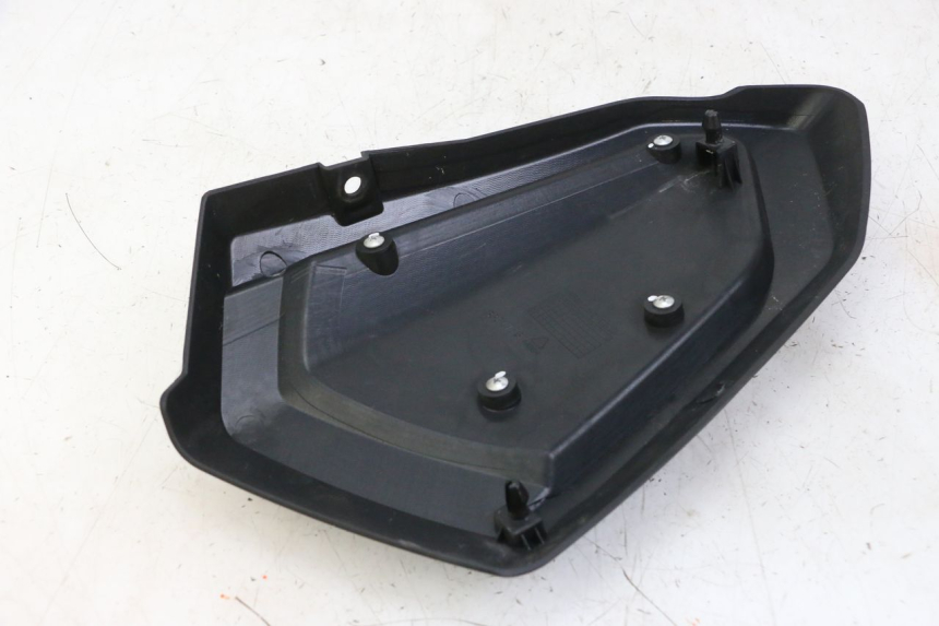 photo de CARENA SOTTO SELLA DESTRA KEEWAY K-LIGHT KLIGHT 125 (2018 - 2025) - Zoom sullo stato d'uso