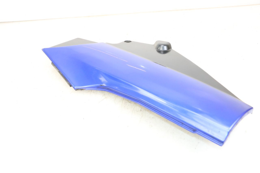 photo de COPERCHIO SOTTO SELLA DESTRO KAWASAKI GTR 1000 (1994 - 2004) - Vista d'insieme del prodotto