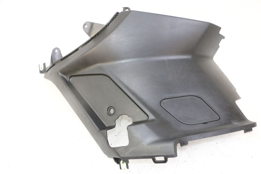 photo de CARENA SOTTO SELLA DESTRA PEUGEOT KISBEE 2T 50 (2018 - 2022) - Vista principale