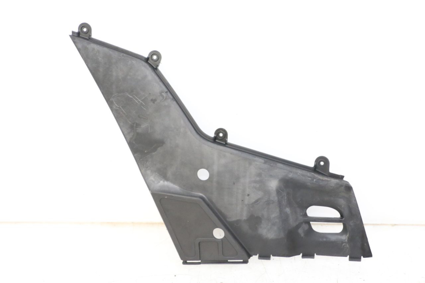 photo de COPERCHIO SOTTO SELLA DESTRO KYMCO PEOPLE S 125 (2000 - 2008) - Vista principale