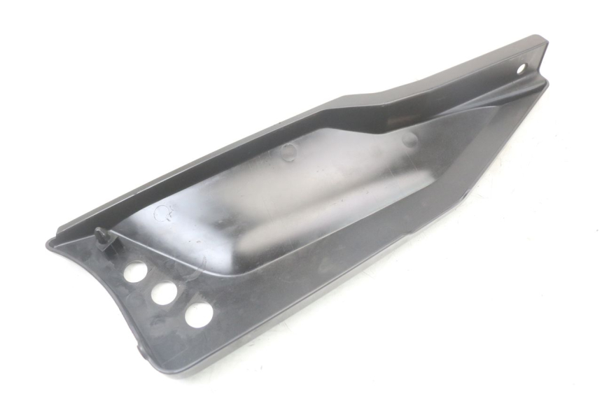 photo de CARENA SOTTO SELLA DESTRA MASAI SCRAMBLER SPORT 125 (2021 - 2025) - Vista d'insieme del prodotto