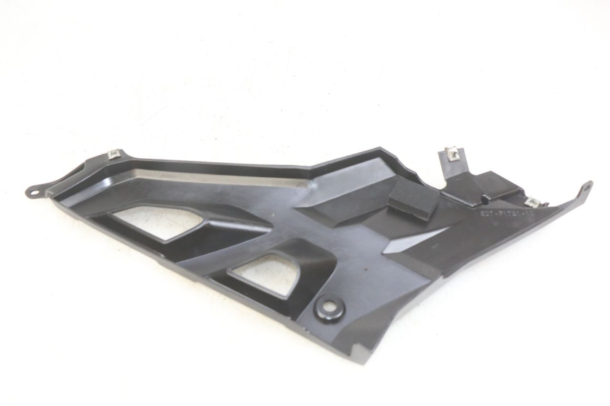 photo de COPERCHIO SOTTO SELLA DESTRO YAMAHA MT ABS 125 (2014 - 2018) - Zoom sullo stato d'uso