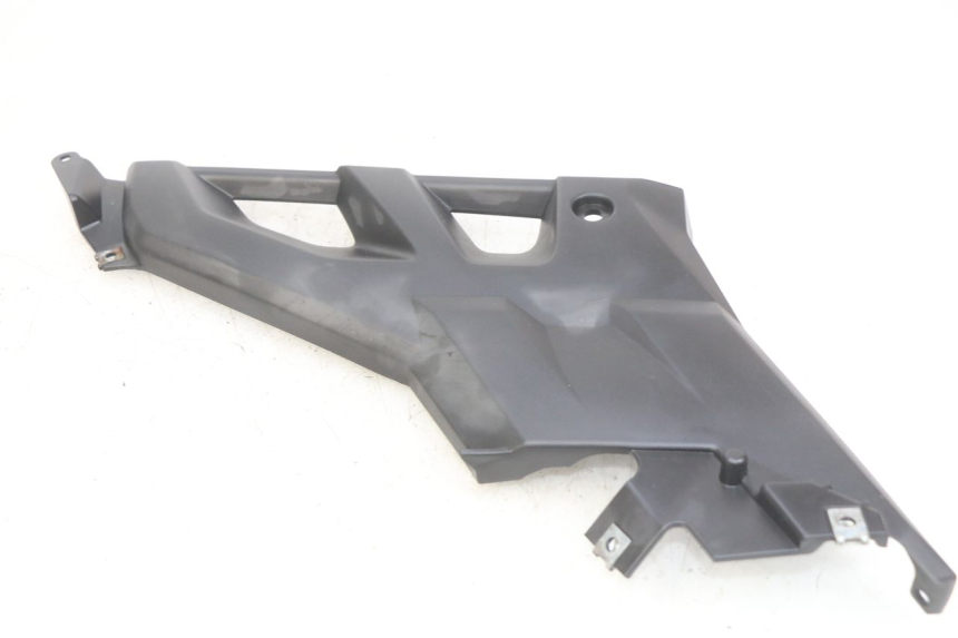 photo de COPERCHIO SOTTO SELLA DESTRO YAMAHA MT ABS 125 (2014 - 2018) - Vista d'insieme del prodotto