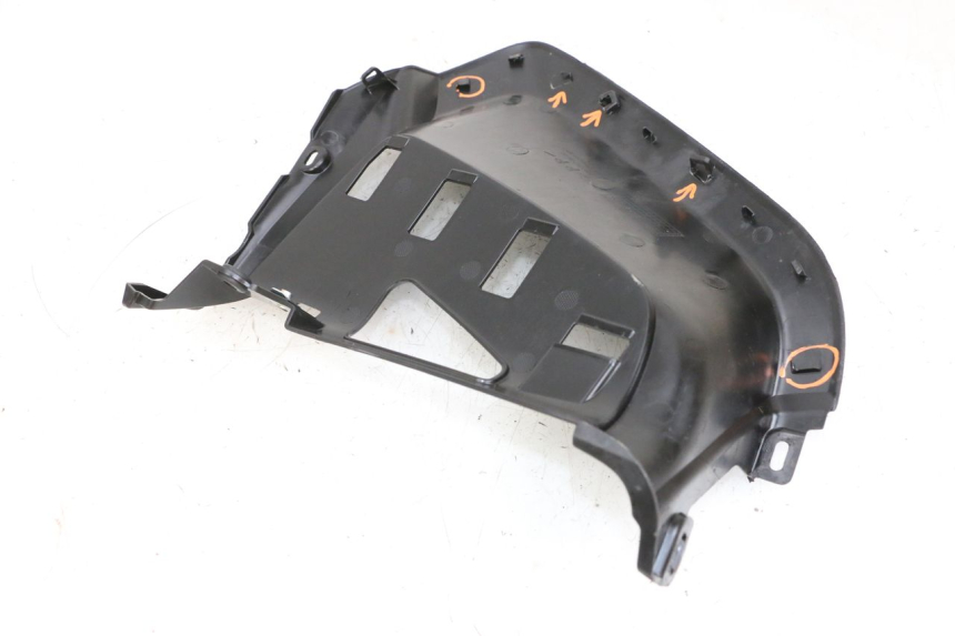 photo de CARENA SOTTO SELLA DESTRA YAMAHA NEO'S CORE 1 (2022 - 2026) - Dettaglio del componente