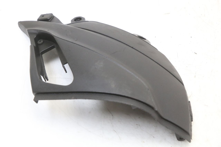 photo de COPERCHIO SOTTO SELLA DESTRO PIAGGIO NEW TYPHOON 50 (2018 - 2021) - Dettaglio del componente