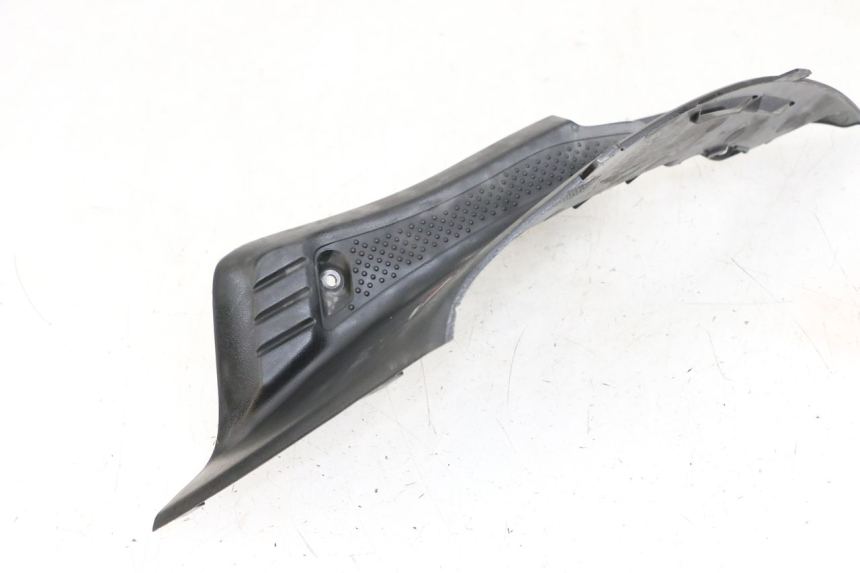 photo de CARENA SOTTO SELLA DESTRA HONDA NHX LEAD 110 (2008 - 2010) - Altra angolazione