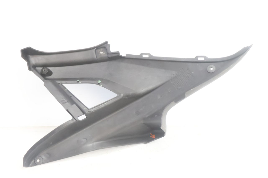 photo de CARENA SOTTO SELLA DESTRA MBK NITRO 50 (2004 - 2008) - Stato della superficie e materiale