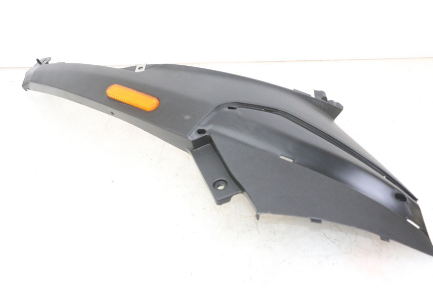 photo de CARENA SOTTO SELLA DESTRA PIAGGIO NRG POWER PUREJET 50 (2018 - 2021) - Primo piano tecnico