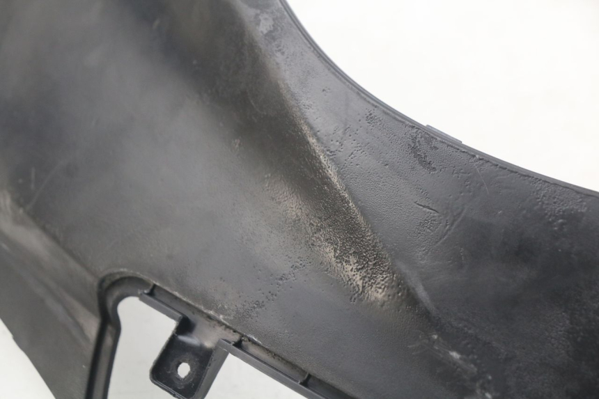 photo de COPERCHIO SOTTO SELLA DESTRO MBK OVETTO 2T 50 (2007 - 2017) - Dettaglio del componente