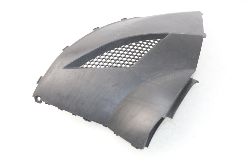 photo de COPERCHIO SOTTO SELLA DESTRO KEEWAY PIXEL 50 (2008 - 2011) - Primo piano tecnico