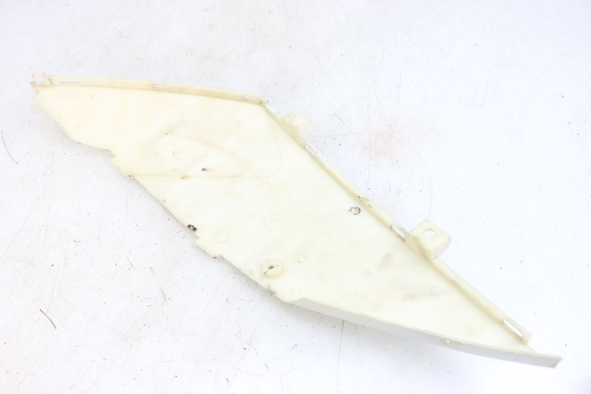 photo de CARENA SOTTO SELLA DESTRA EUROCKA R8 4T 50 (2013 - 2022) - Dettaglio del componente