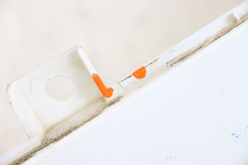 photo de CARENA SOTTO SELLA DESTRA EUROCKA R8 4T 50 (2013 - 2022) - Dettagli dei punti di fissaggio