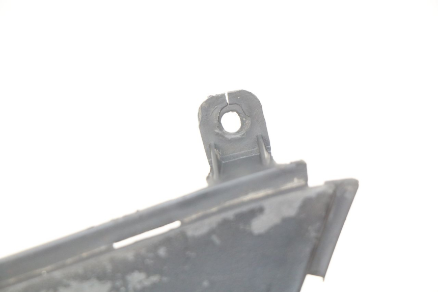 photo de COPERCHIO SOTTO SELLA DESTRO KEEWAY RY6 2T 50 (2011 - 2019) - Zoom sullo stato d'uso