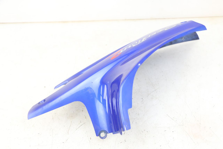 photo de COPERCHIO SOTTO SELLA DESTRO PEUGEOT SPEEDFIGHT 2 LC 50 (2000 - 2009) - Vista d'insieme del prodotto