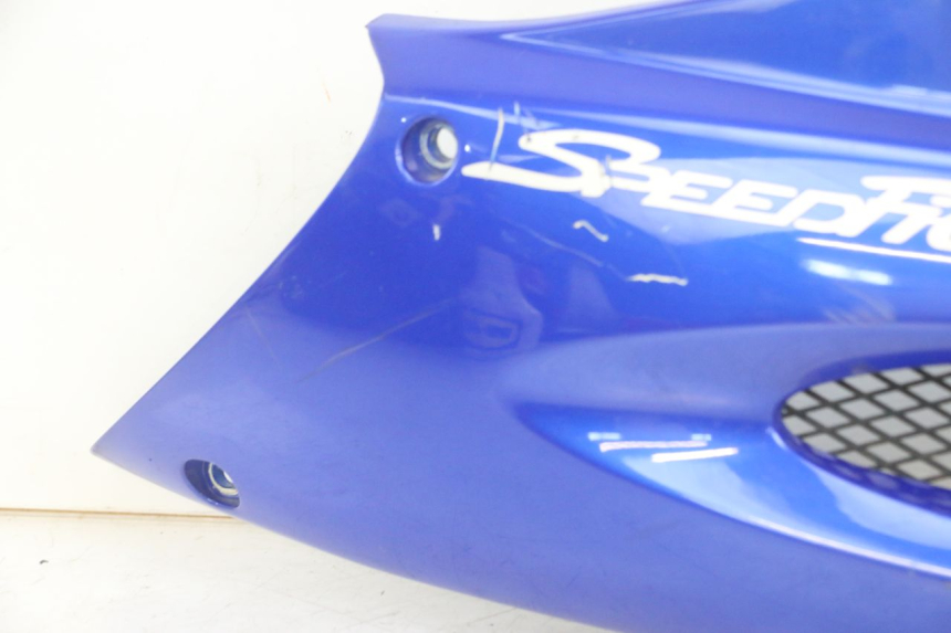 photo de COPERCHIO SOTTO SELLA DESTRO PEUGEOT SPEEDFIGHT 2 LC 50 (2000 - 2009) - Dettagli dei punti di fissaggio