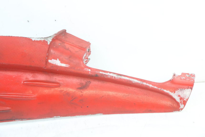 photo de CARENA SOTTO SELLA DESTRA APRILIA SR CARB LC 2T 50 (2004 - 2012) - Altra angolazione