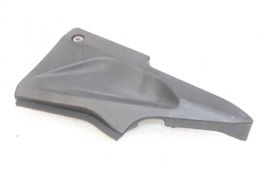 photo de COPERCHIO SOTTO SELLA DESTRO DAELIM VJ ROADWIN FI 125 (2008 - 2017) - Altra angolazione