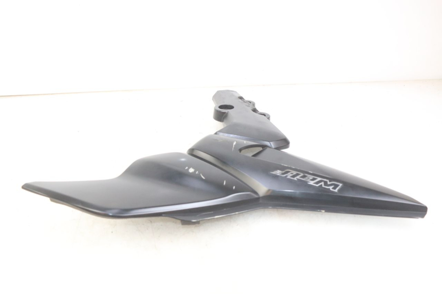 photo de COPERCHIO SOTTO SELLA DESTRO SYM WOLF SB 125 (2011 - 2018) - Vista d'insieme del prodotto