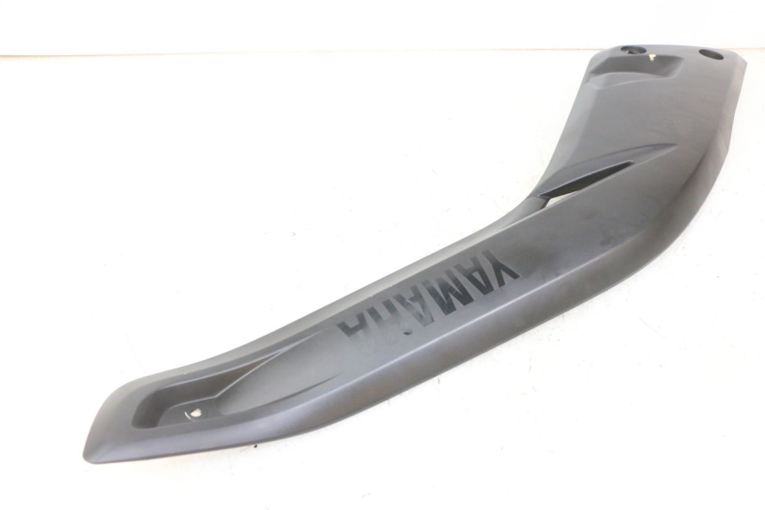 photo de COPERCHIO SOTTO SELLA DESTRO YAMAHA X-MAX XMAX 125 (2010 - 2013) - Altra angolazione