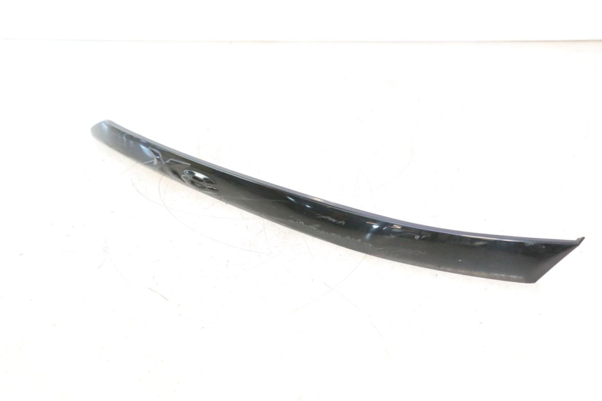 photo de CARENA SOTTO SELLA DESTRA PIAGGIO X8 STREET 125 (2006 - 2007) - Vista principale