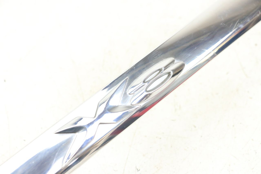 photo de COPERCHIO SOTTO SELLA DESTRO PIAGGIO X8 125 (2004 - 2007) - Altra angolazione